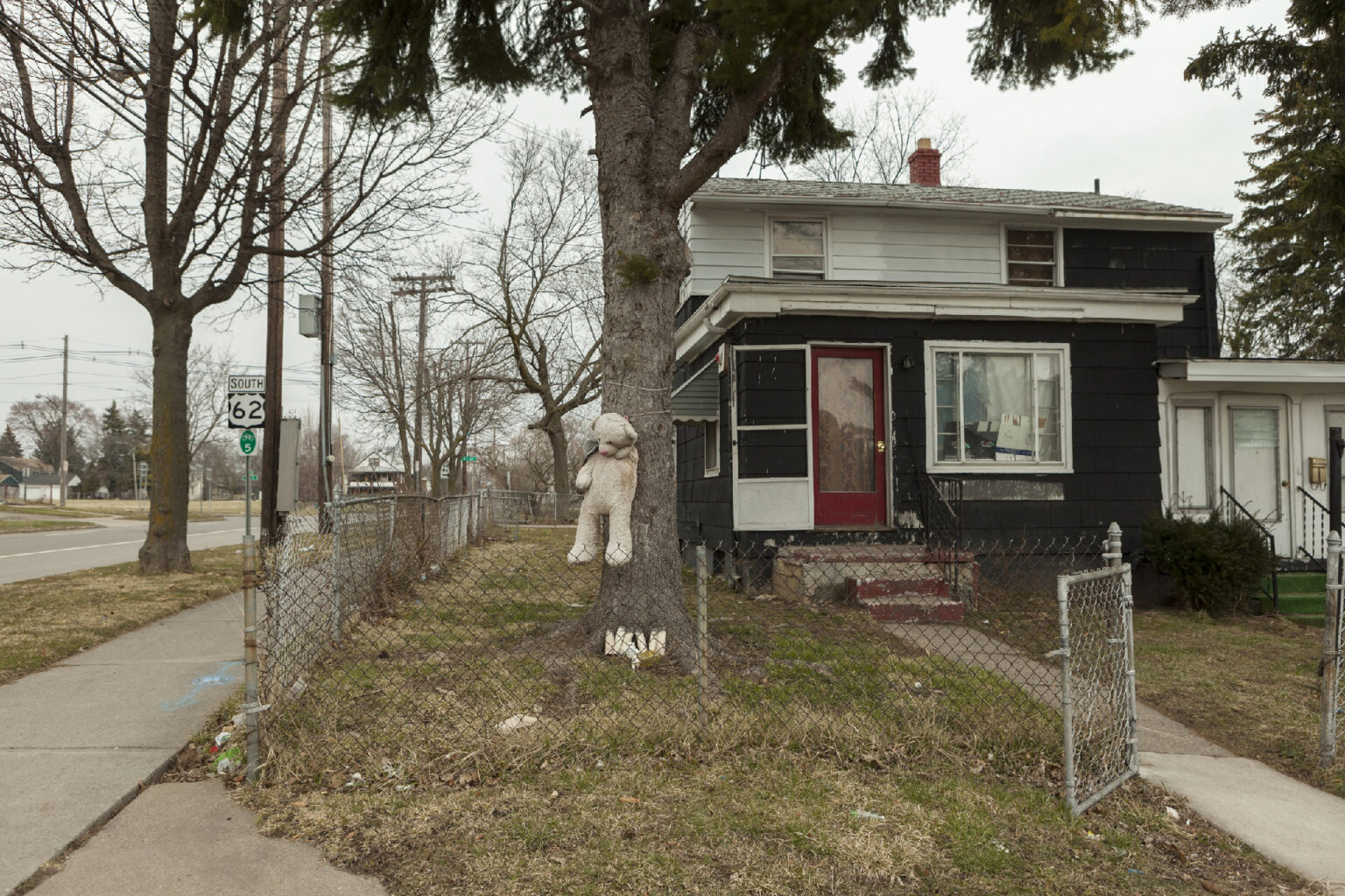 Route 62 South, Niagara Falls, New York, April 2018